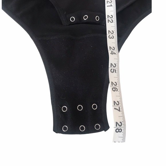 Yummie shapewear small to medium - Picture 3 of 7